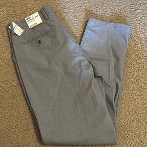 Grey, ultimate slim , old navy, men pants 33x30, new with tags
